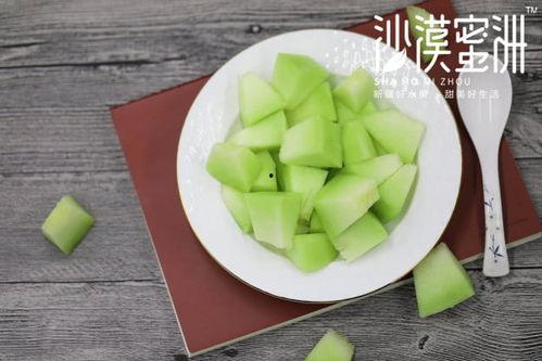 网红吃蜜瓜棒棒糖,蜜瓜棒棒糖美味大揭秘  第3张