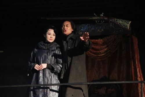 在线观看女同热吻,女同热吻瞬间点燃网络观看热潮  第2张